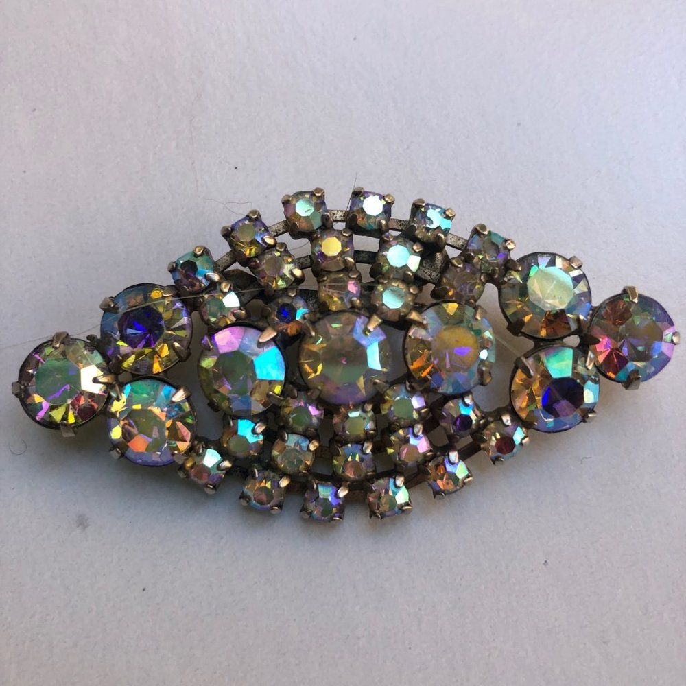 Vintage Brooch....circa 1950's